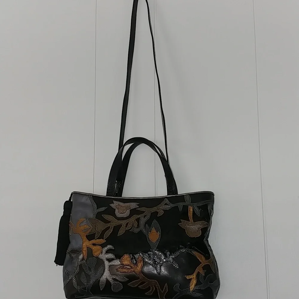 Sharif Black Hand Bag - Picture 6 of 16